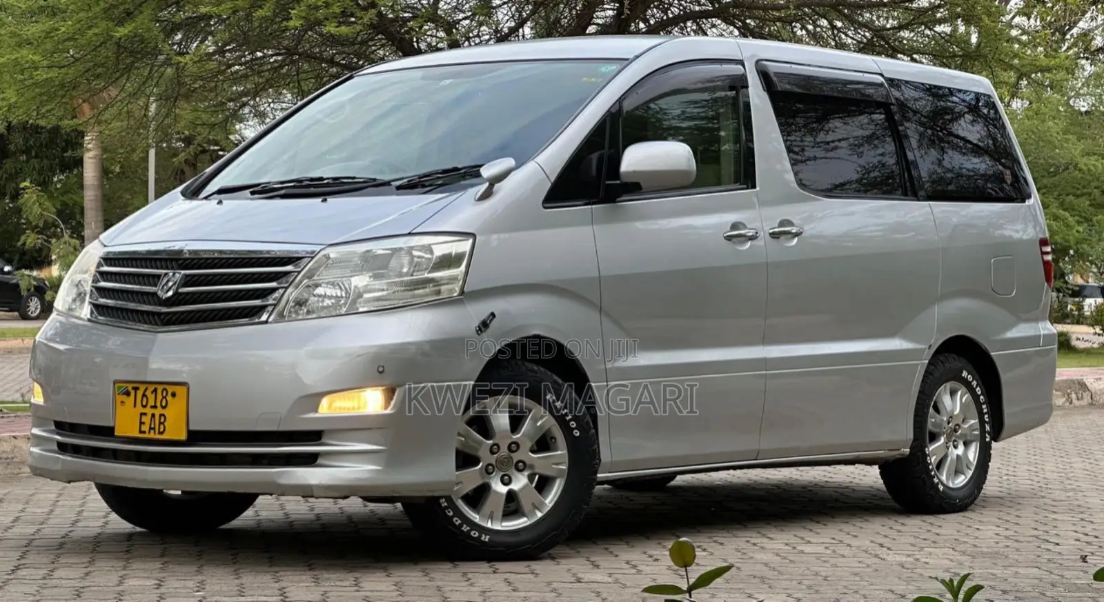 Toyota Alphard 2006 Silver