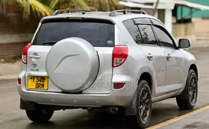 Toyota RAV4 2005 Silver