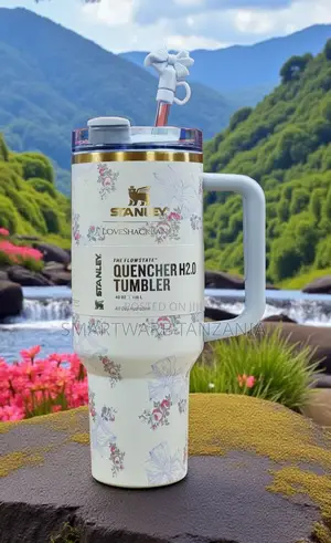 Stanley X Loveshackfancy Quencher H2.0 40oz Floral White Tumbler