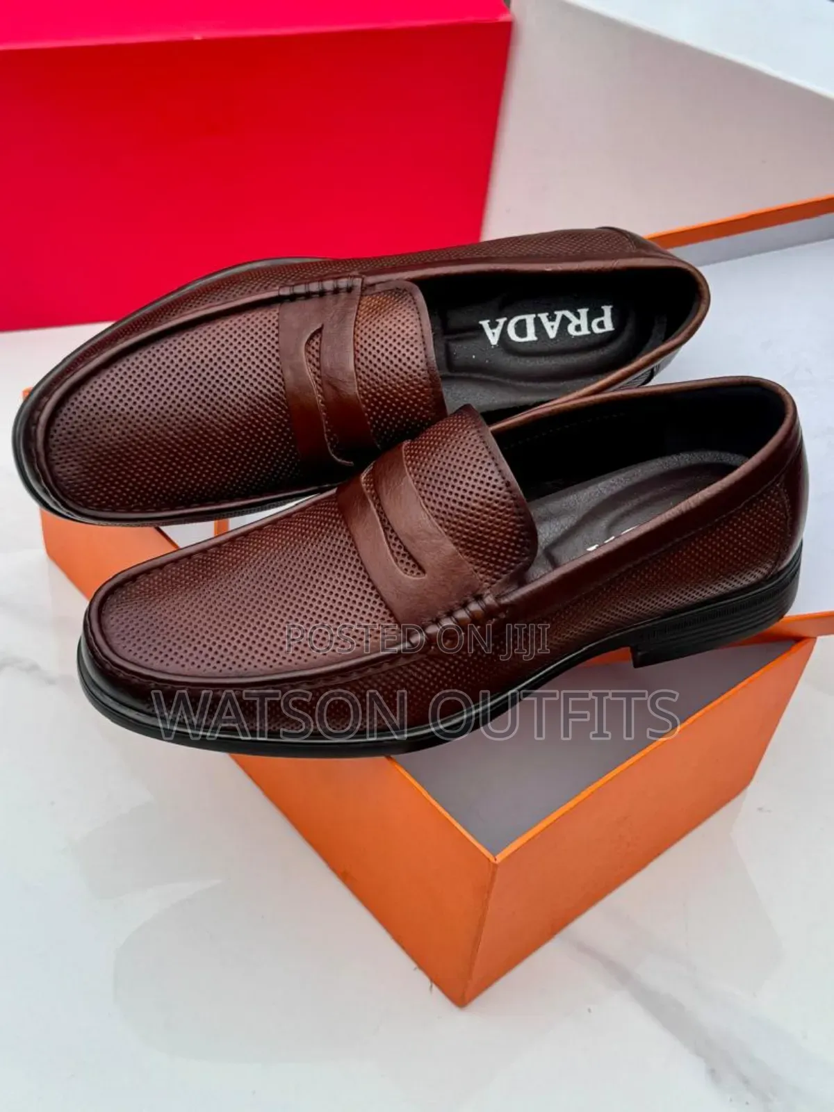 Prada Brand Men's Leather Shoes Materials Classic and Quality