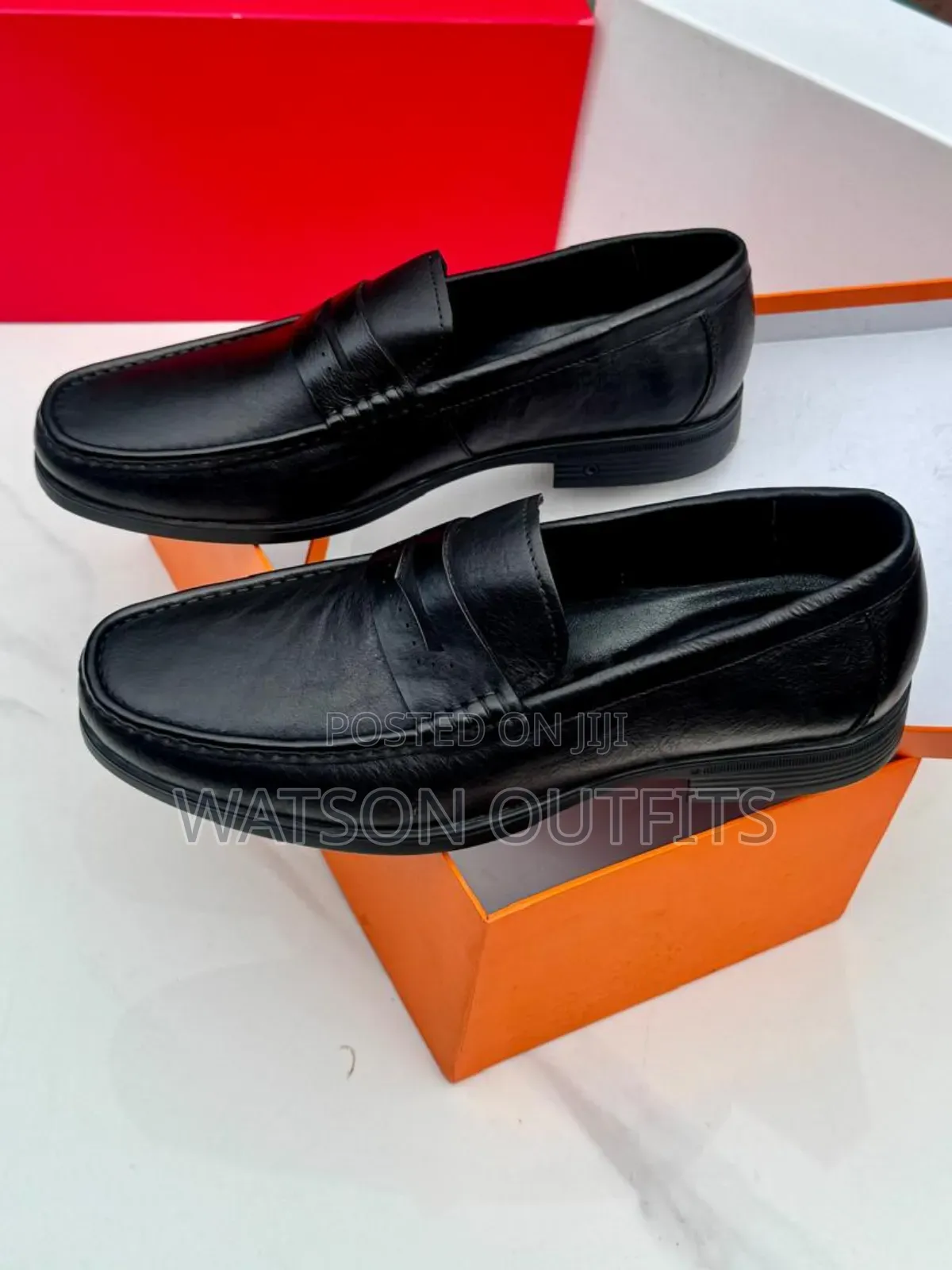 Prada Brand Men's Leather Shoes Materials Classic and Quality