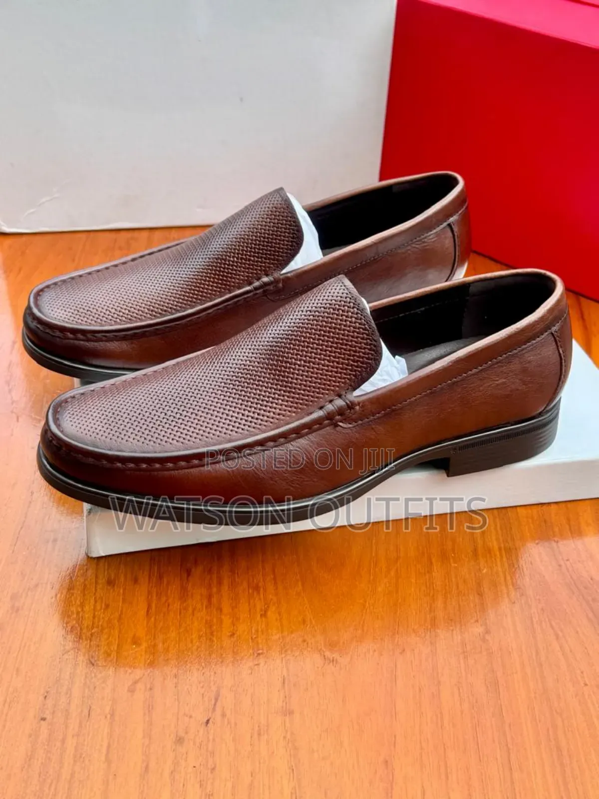 Prada Brand Men's Leather Shoes Materials Classic and Quality