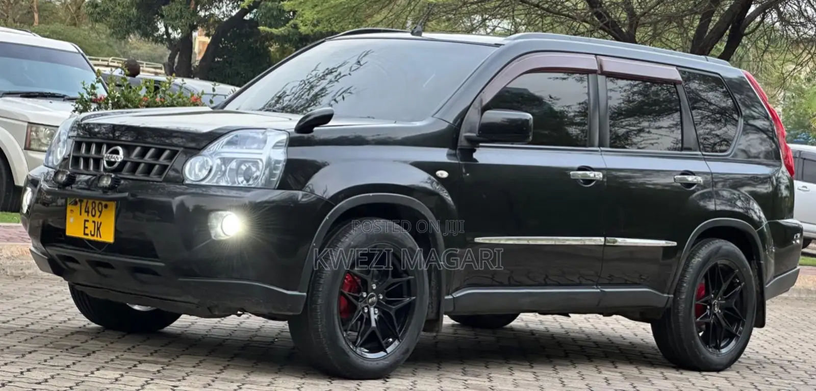 Nissan X-Trail 2010 Black