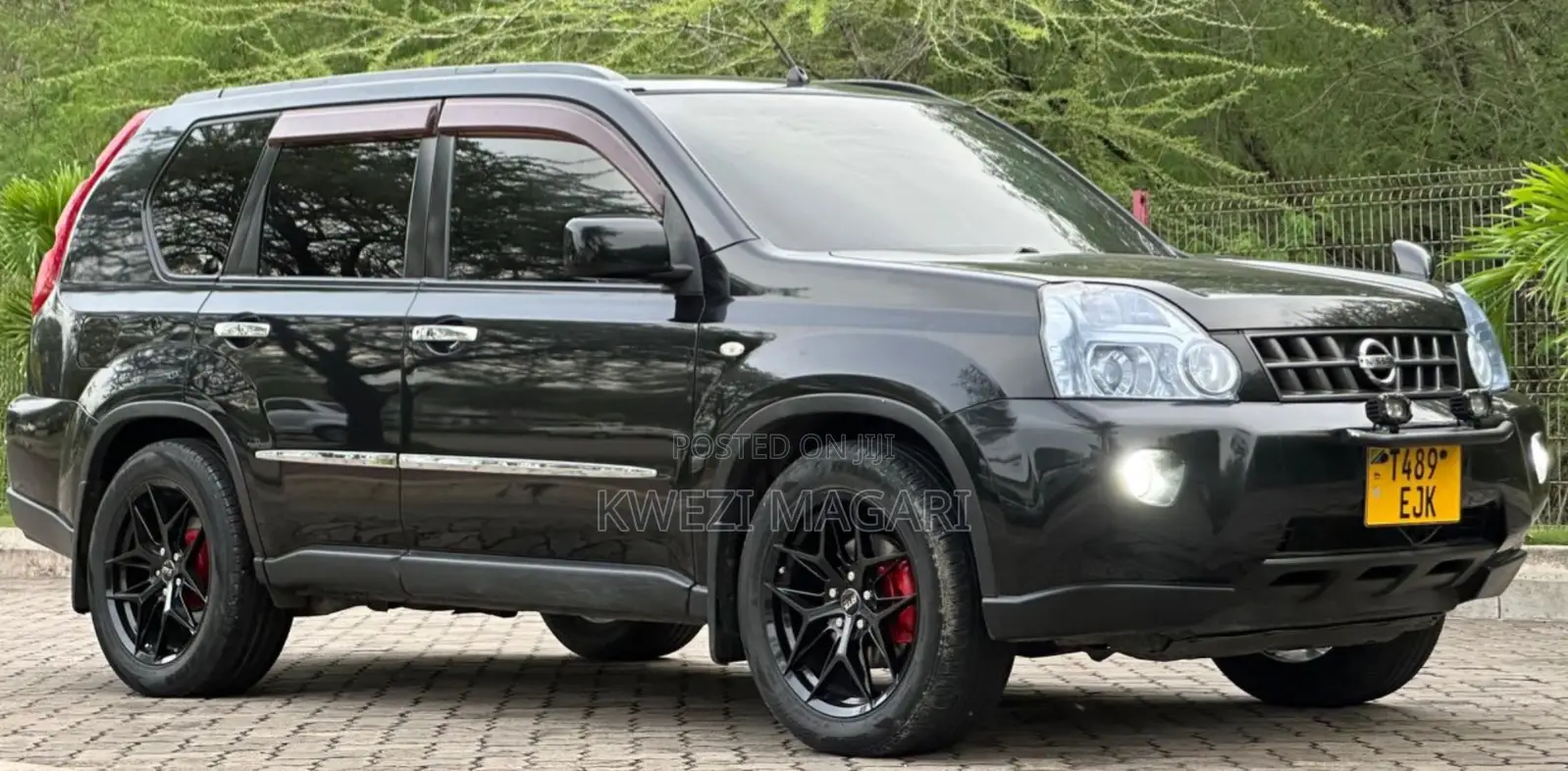 Nissan X-Trail 2010 Black