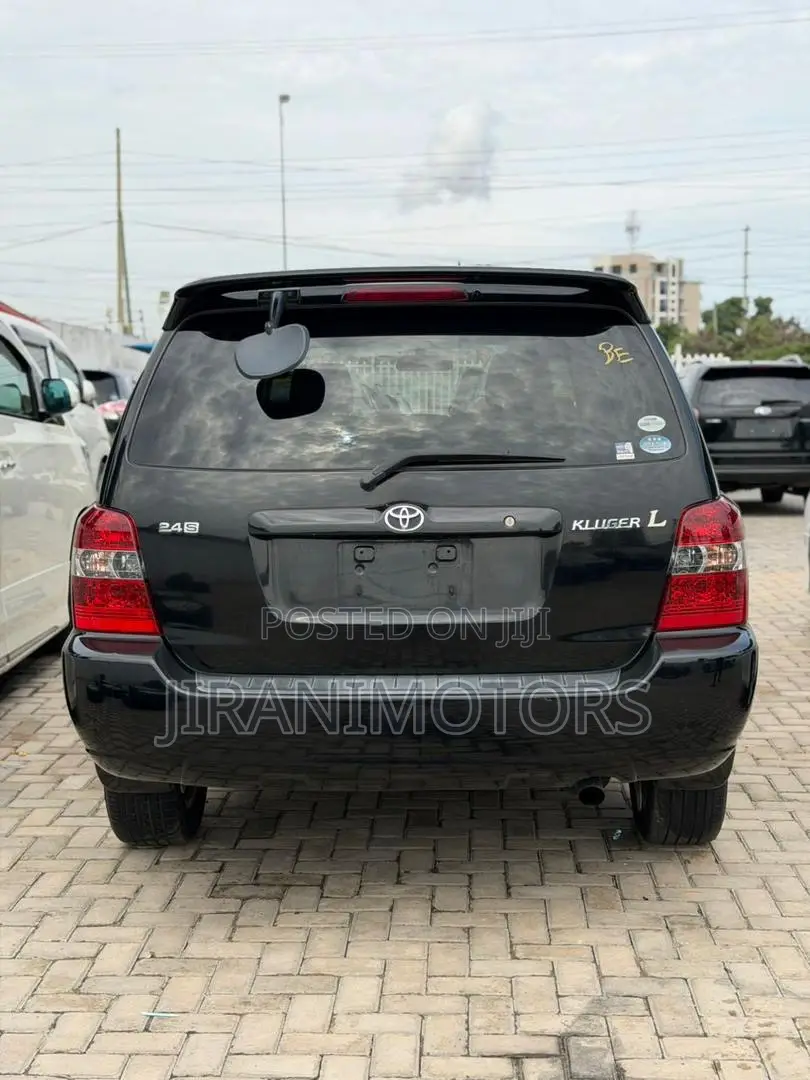 Toyota Kluger 2005 Black
