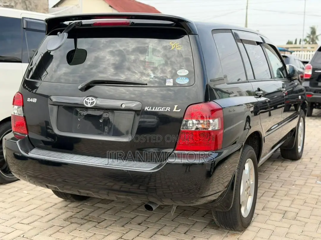 Toyota Kluger 2005 Black