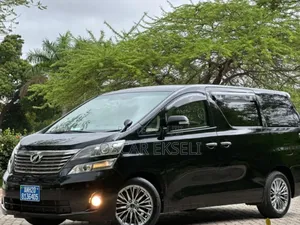 Toyota Vellfire 2010 Black