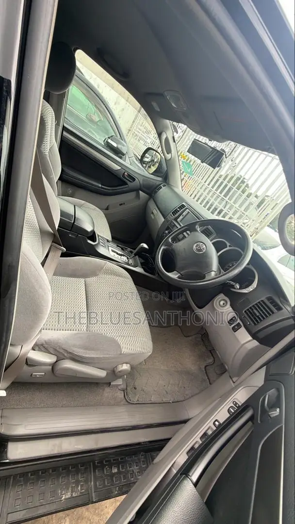 Toyota Hilux Surf 2007 Black