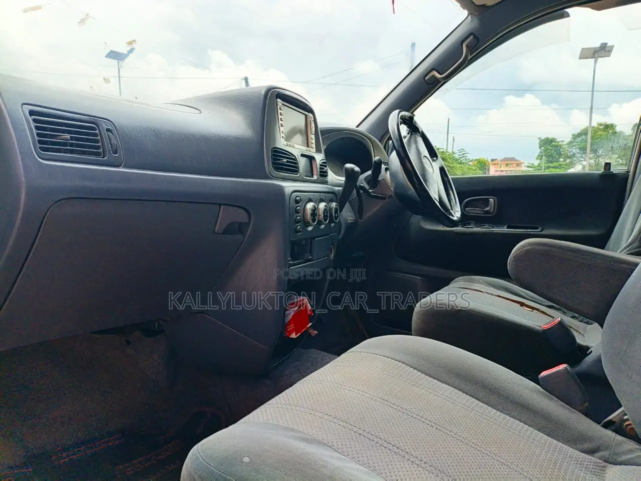 Toyota LiteAce Noah 2000 Black