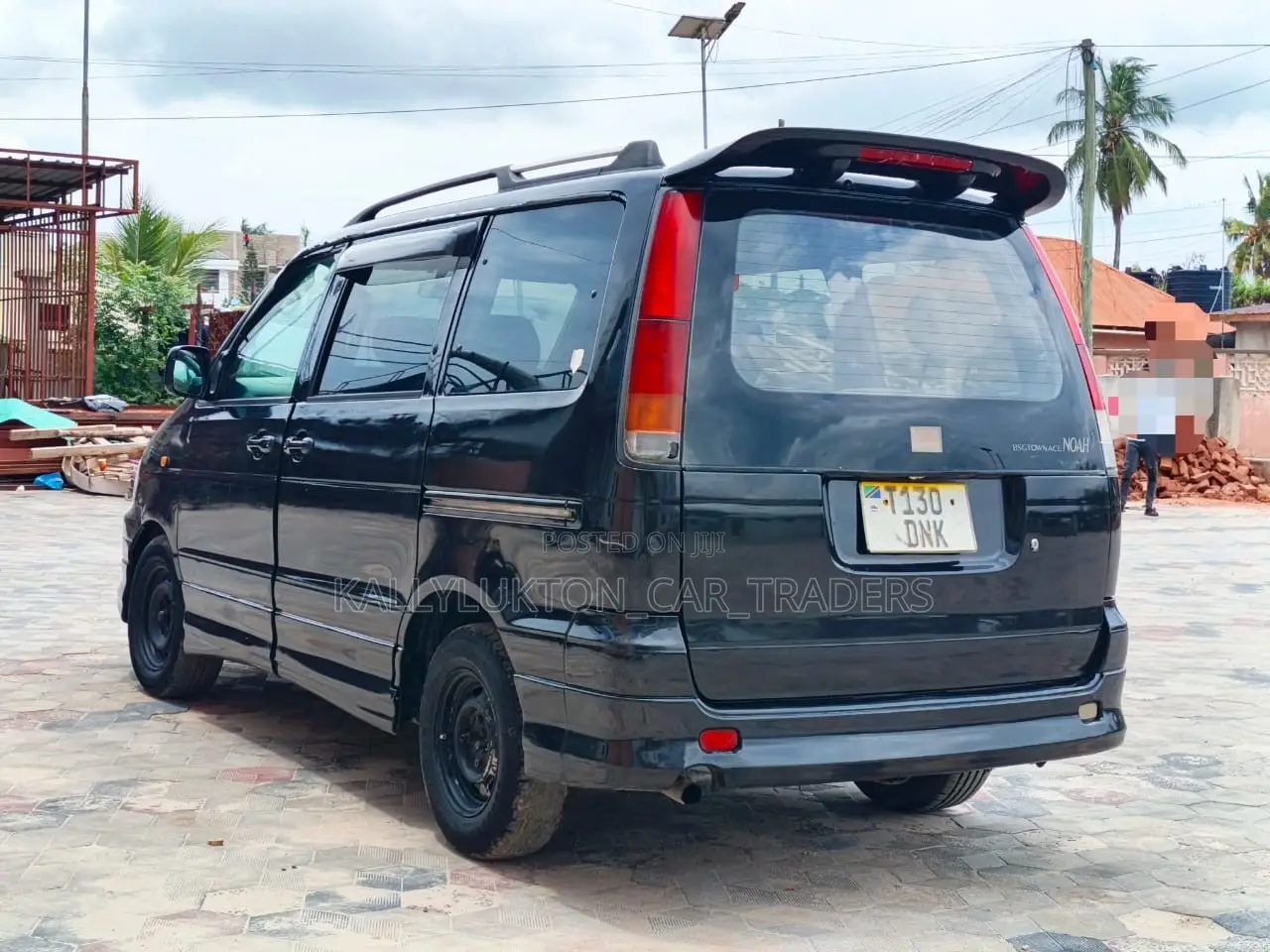 Toyota LiteAce Noah 2000 Black