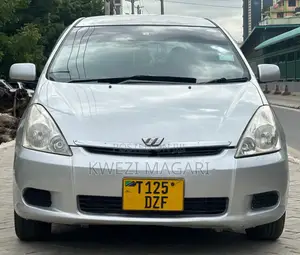 Toyota Wish 2004 Silver