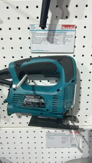 Makita Jigsaw 450w – Professional Electric Cutting Tool