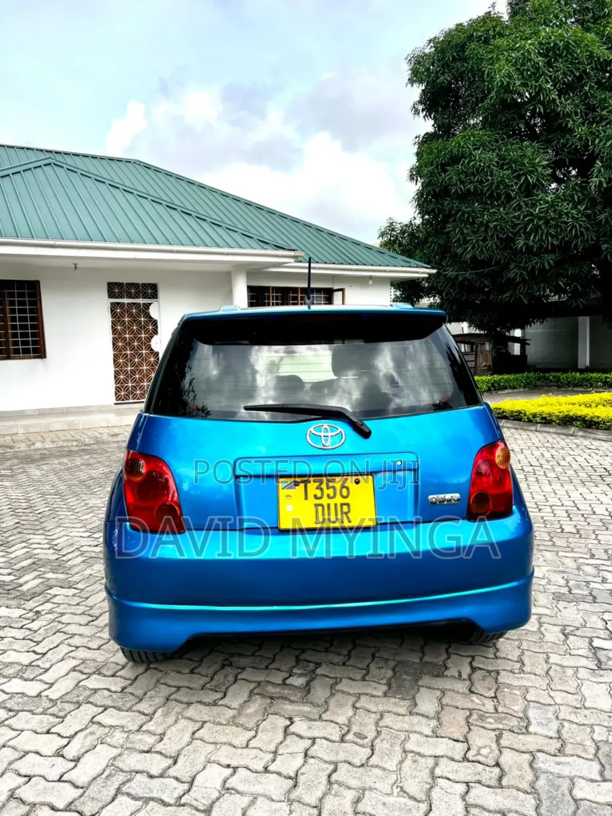 Toyota IST 2003 Blue