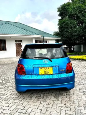 Toyota IST 2003 Blue