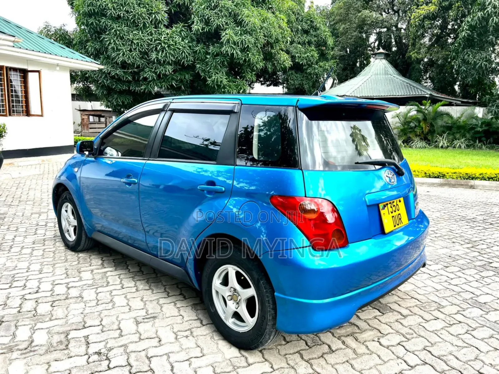 Toyota IST 2003 Blue