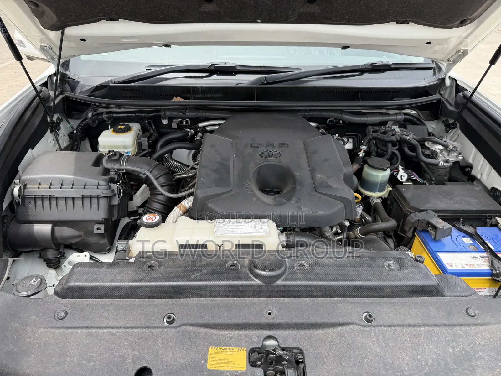 Toyota Land Cruiser Prado 2.8 2023 White