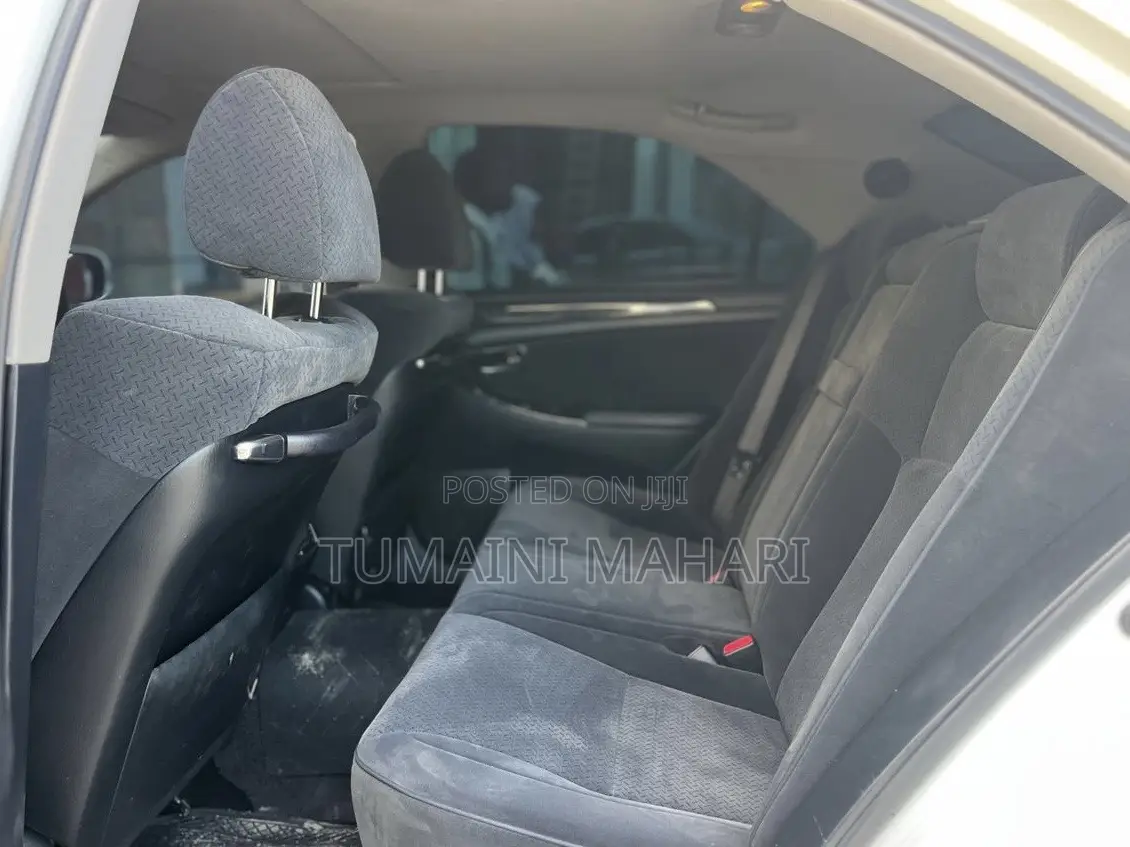 Toyota Crown 2007 White