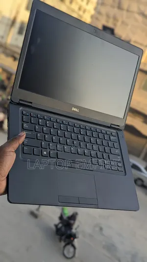 Laptop Dell 8GB Intel Core i5 HDD 500GB