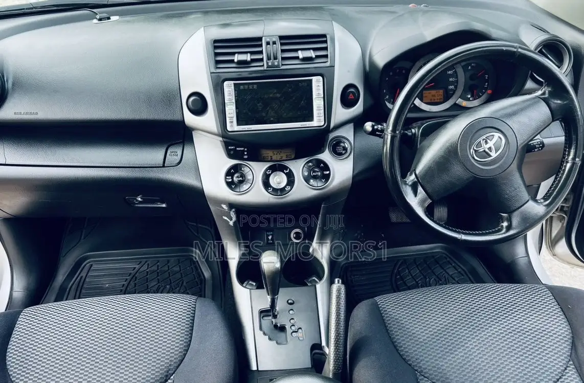 Toyota RAV4 2006 Silver