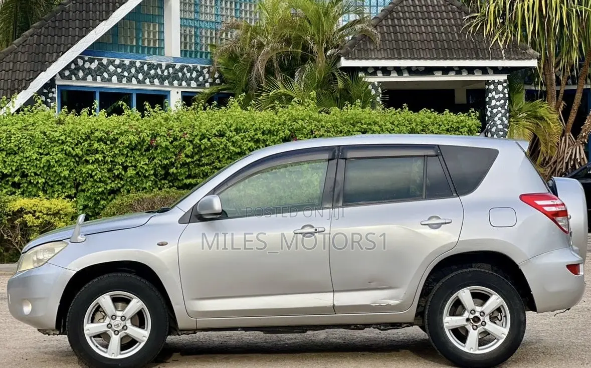 Toyota RAV4 2006 Silver