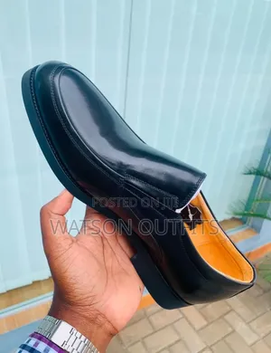 Men's Leather Shoes Clarks Brand New Rubber Soles
