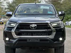Toyota Hilux 2020 Black