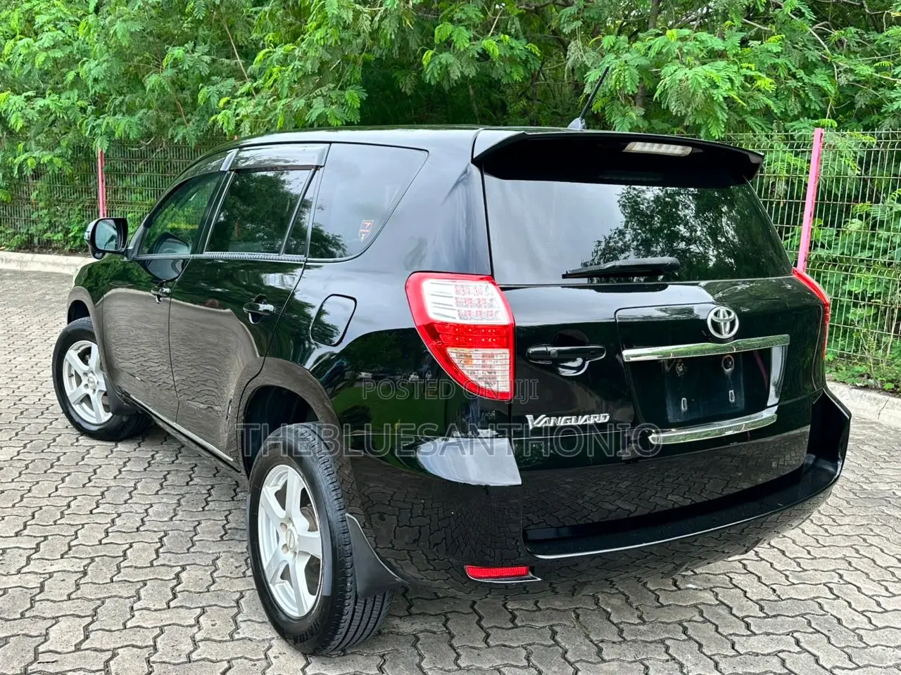Toyota Vanguard 2009 Black