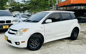 Toyota IST 2006 White