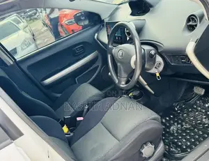 Toyota IST 2006 White