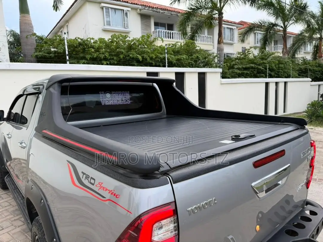 Toyota Hilux 2018 Silver