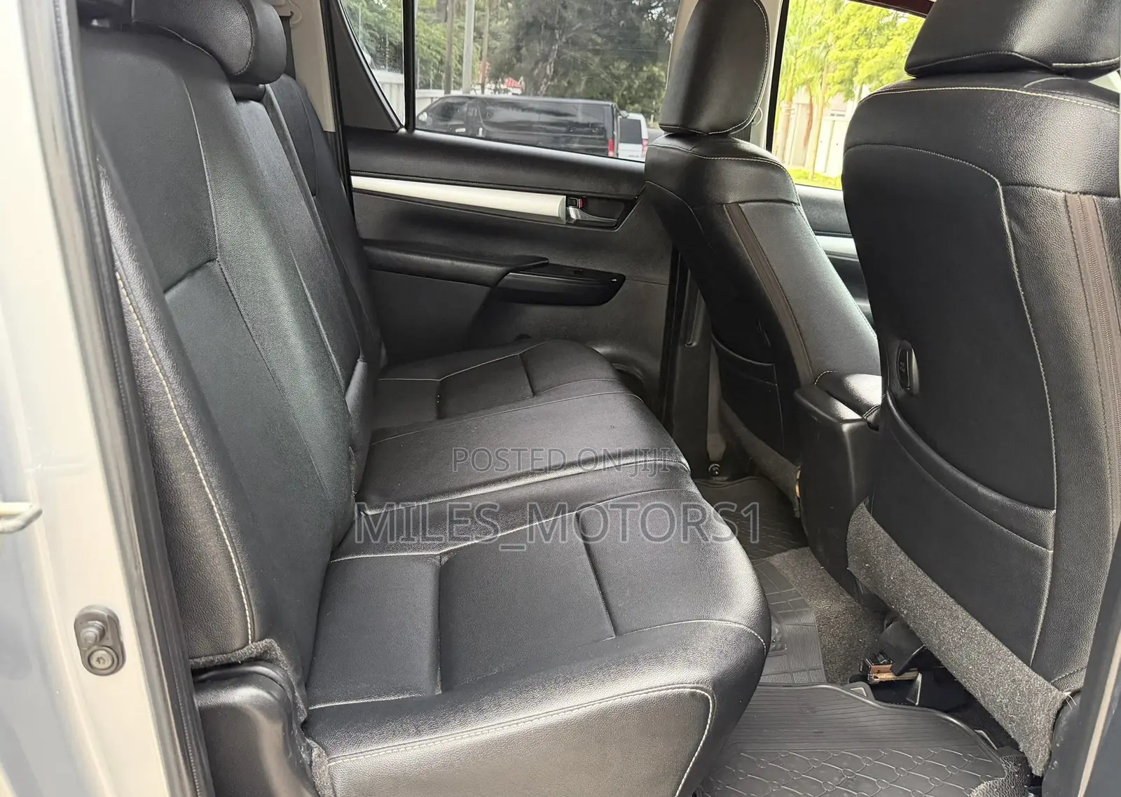 Toyota Hilux 2018 Silver