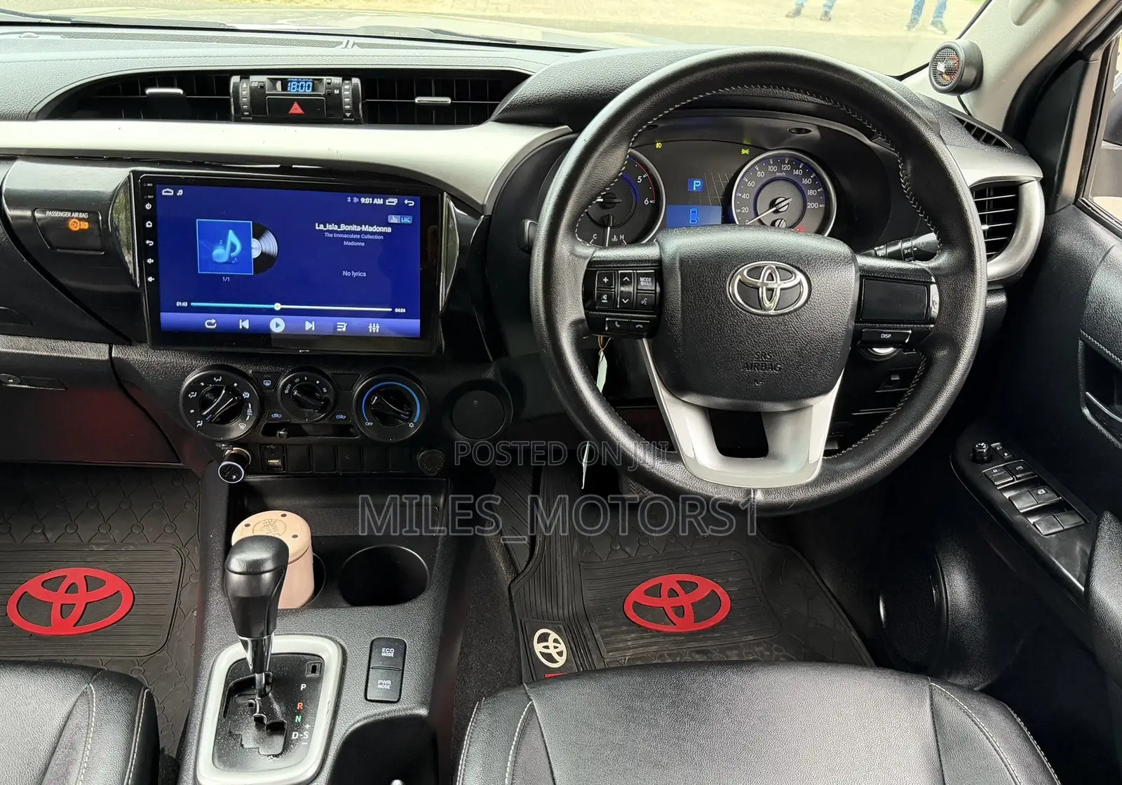 Toyota Hilux 2018 Silver