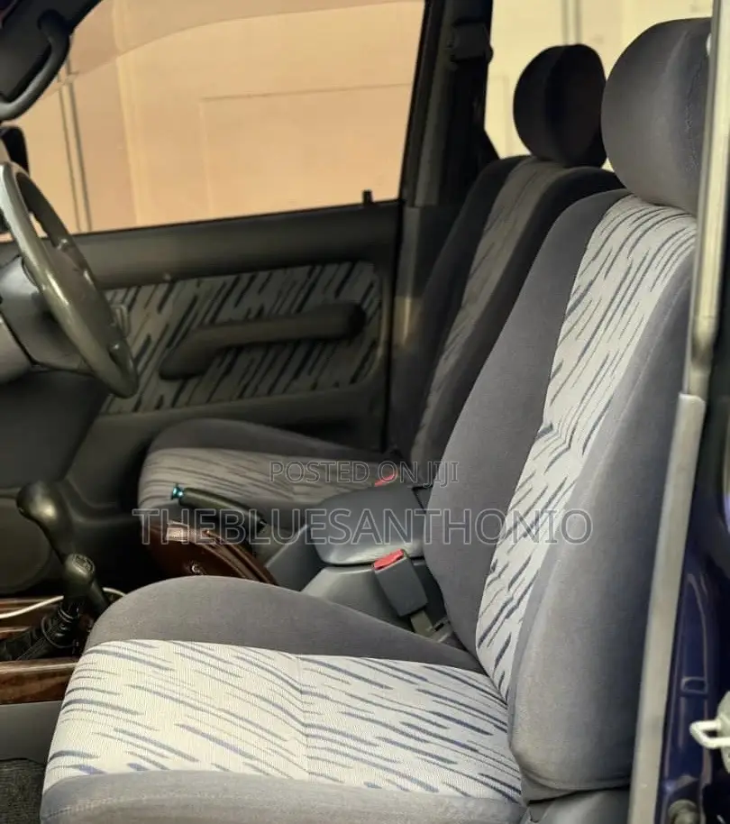 Toyota Land Cruiser Prado 1999 Blue
