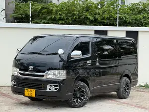 Toyota HiAce 2009 Black