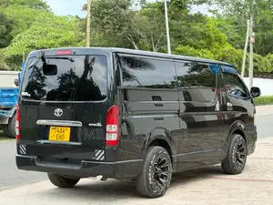 Toyota HiAce 2009 Black