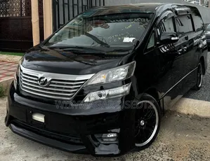 Toyota Vellfire 2010 Black
