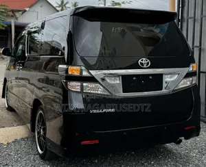 Toyota Vellfire 2010 Black