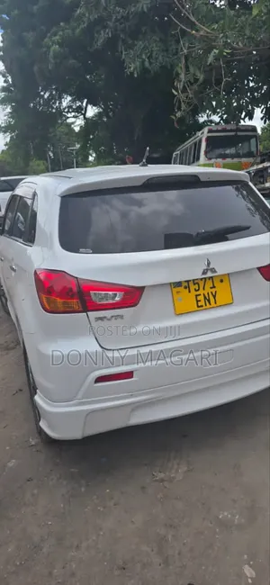 Mitsubishi RVR 2.0 2012 White