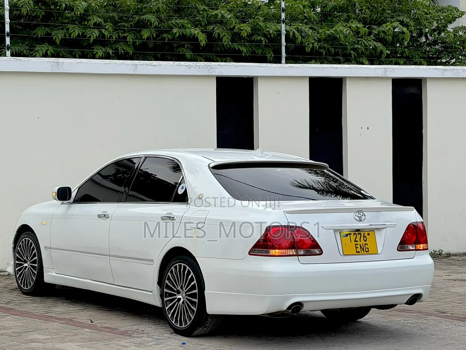 Toyota Crown 2006 White