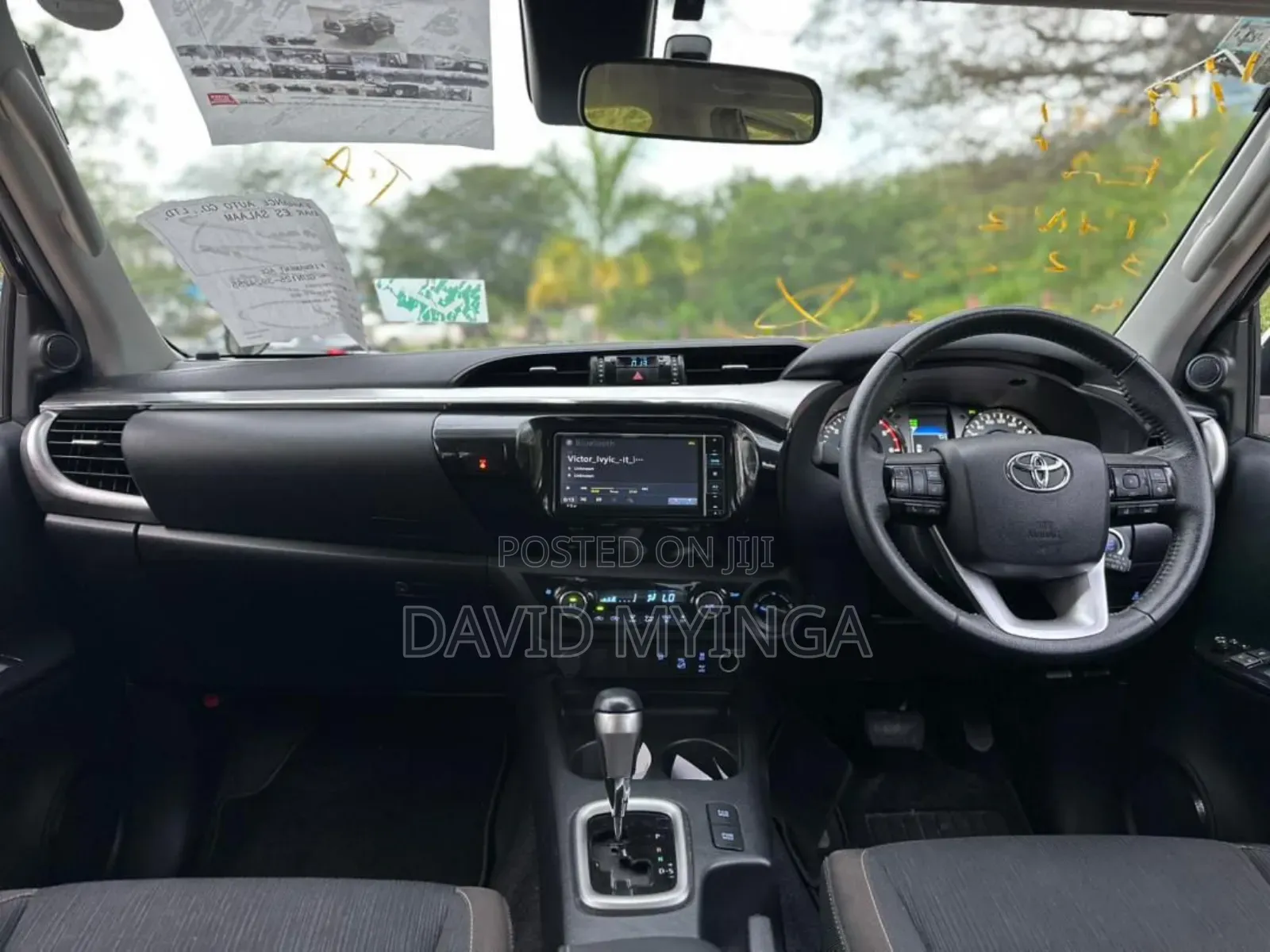Toyota Hilux 2021 Black