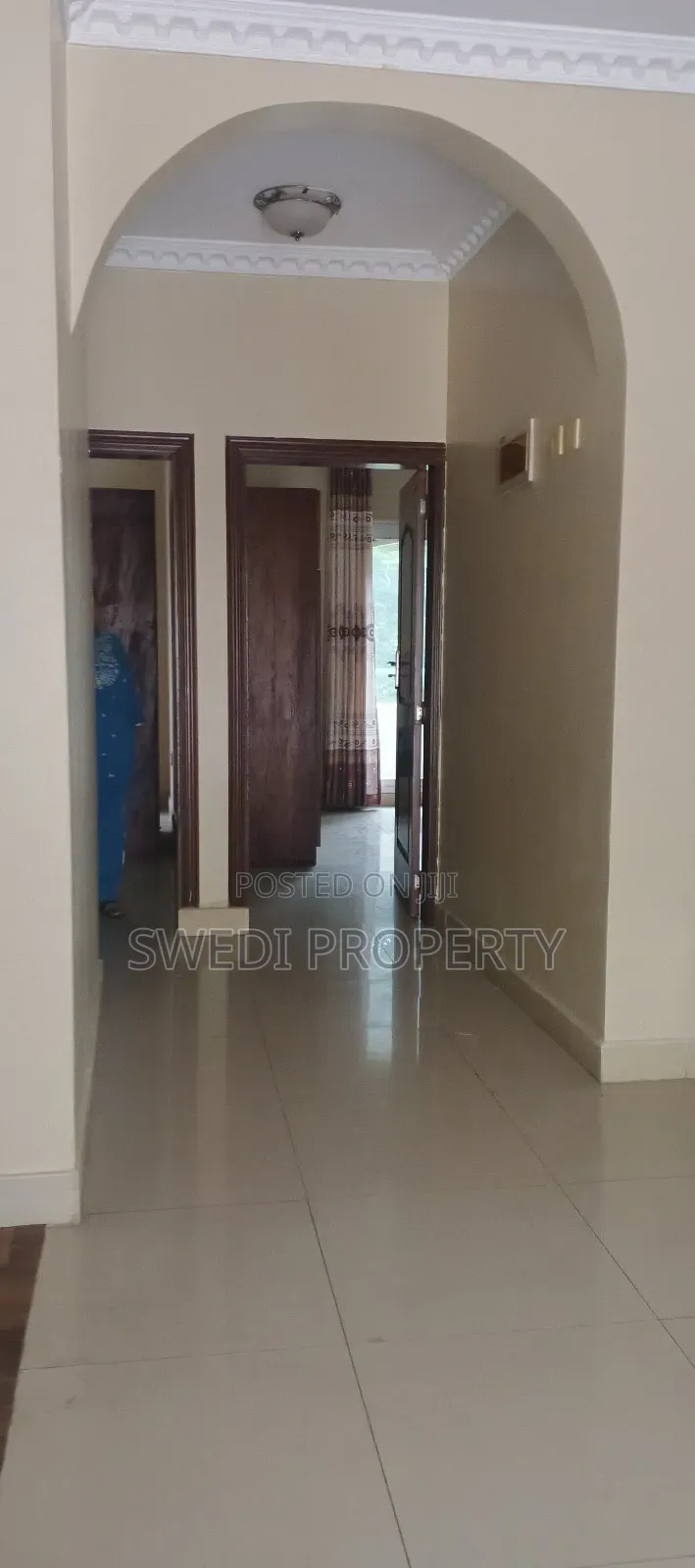 2bdrm Apartment in 100, Oyster Bay for rent