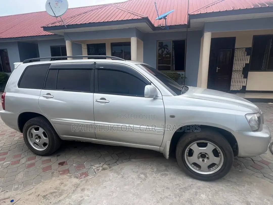 Toyota Kluger 2005 Silver