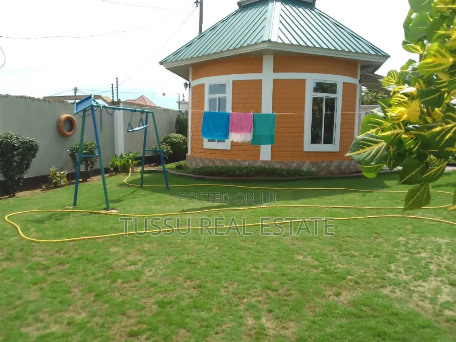5bdrm House in Mabwepande, Kinondoni for sale