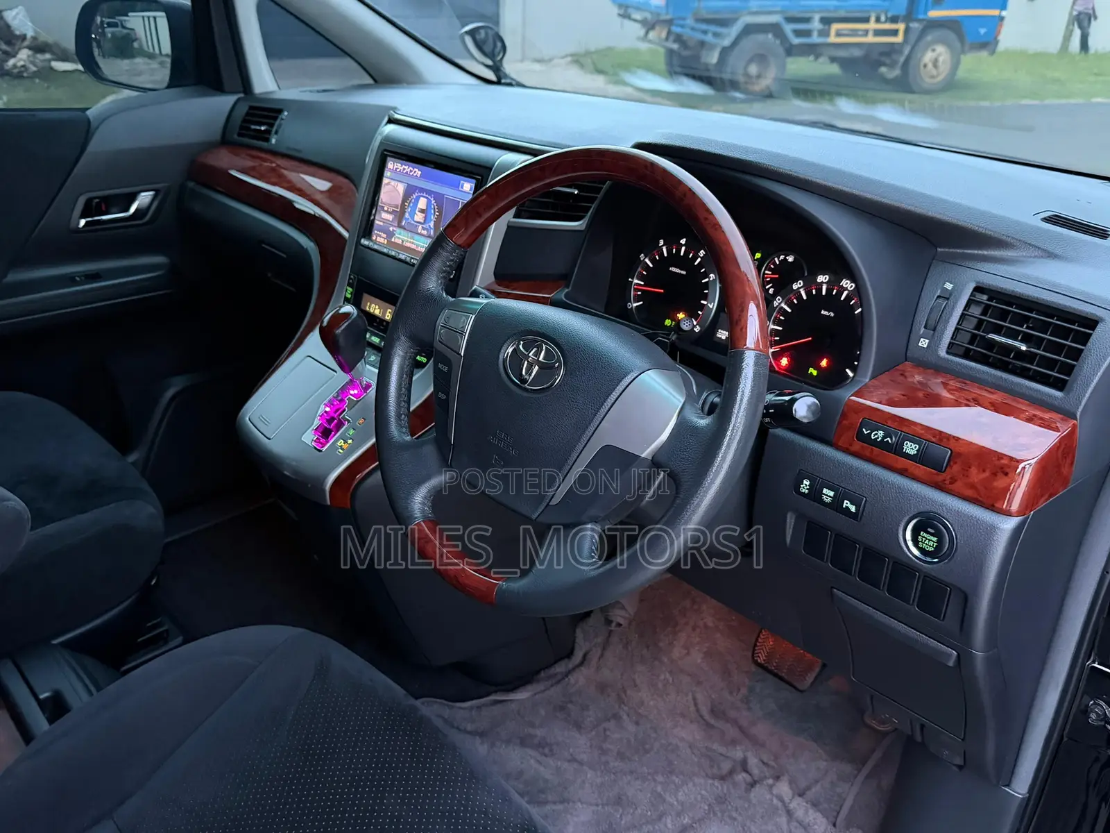 Toyota Vellfire 2009 Black