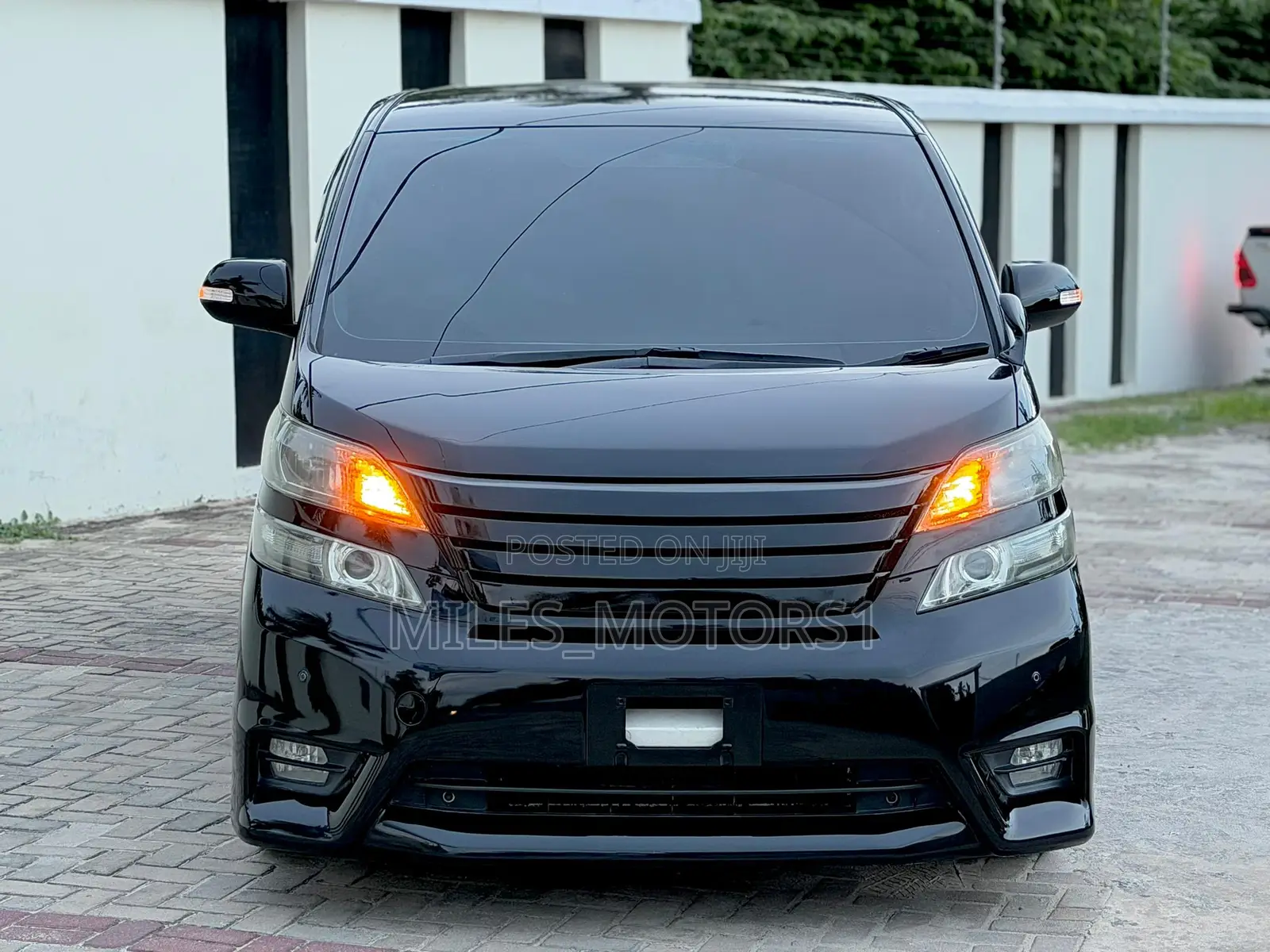 Toyota Vellfire 2009 Black