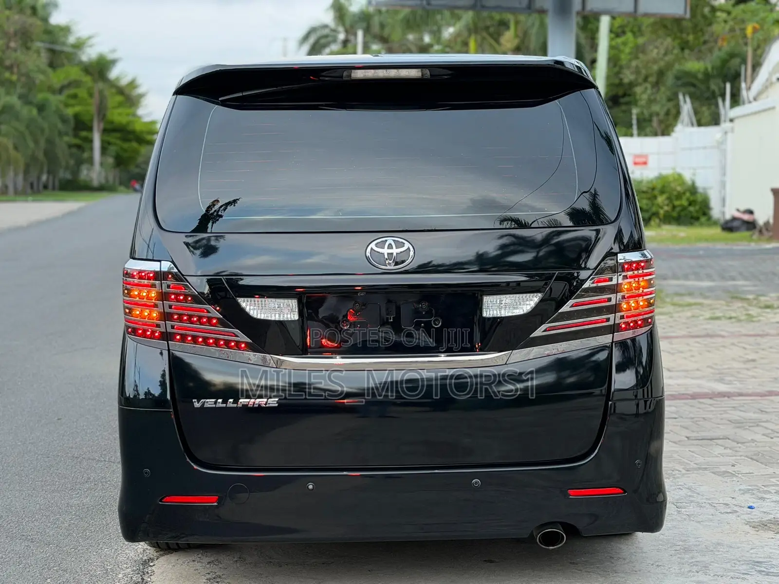 Toyota Vellfire 2009 Black