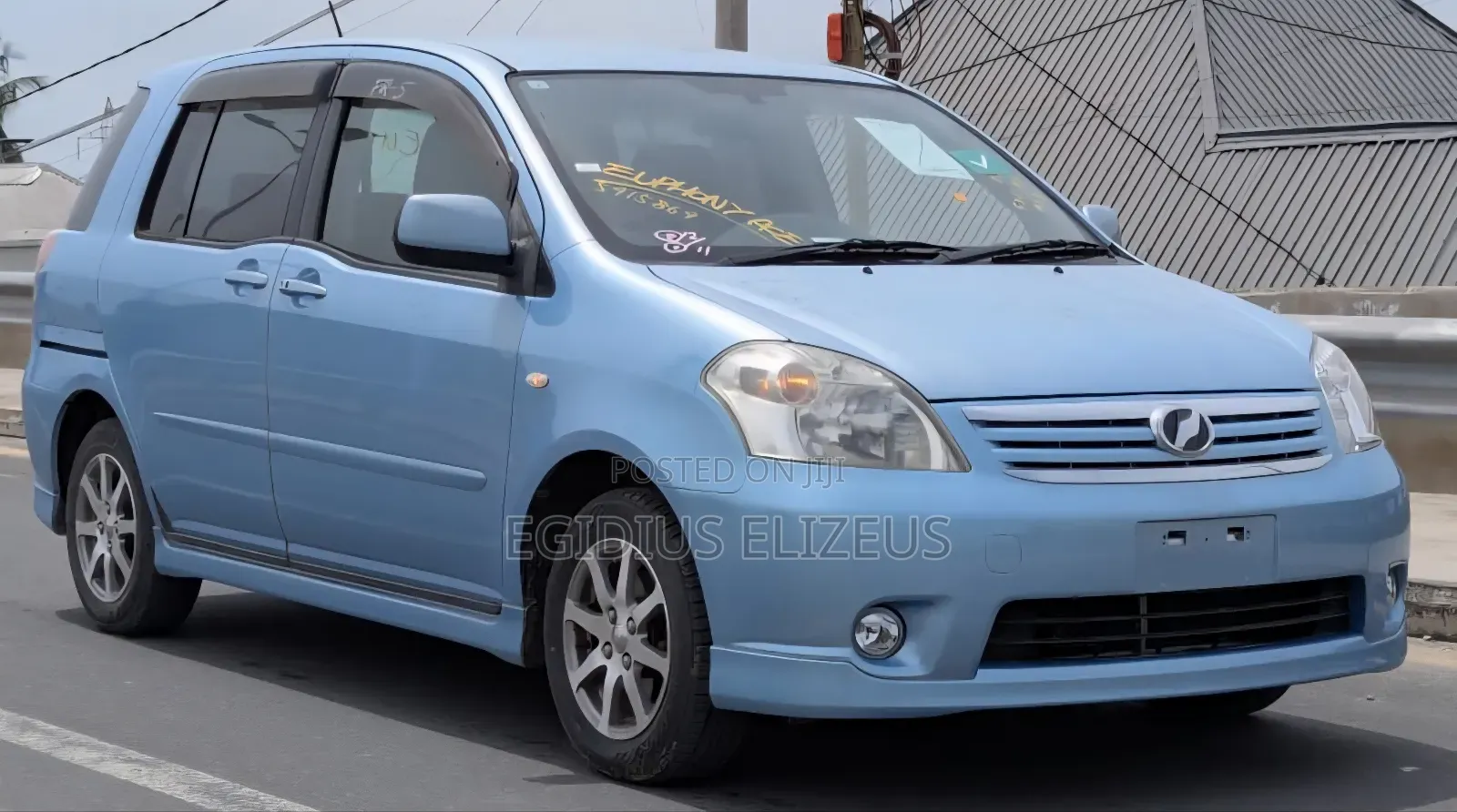 Toyota Raum 2011 Blue