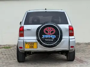 Toyota RAV4 2005 Silver