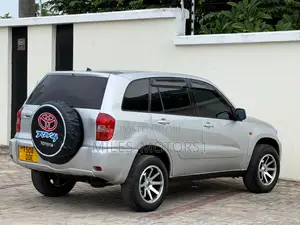 Toyota RAV4 2005 Silver
