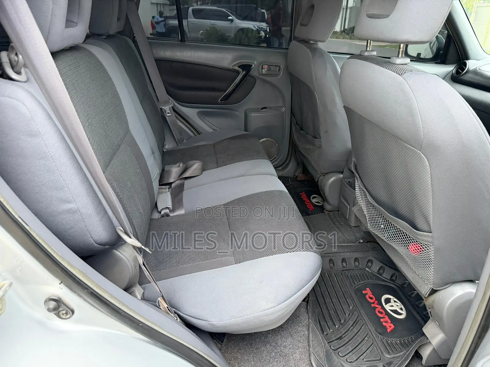 Toyota RAV4 2005 Silver